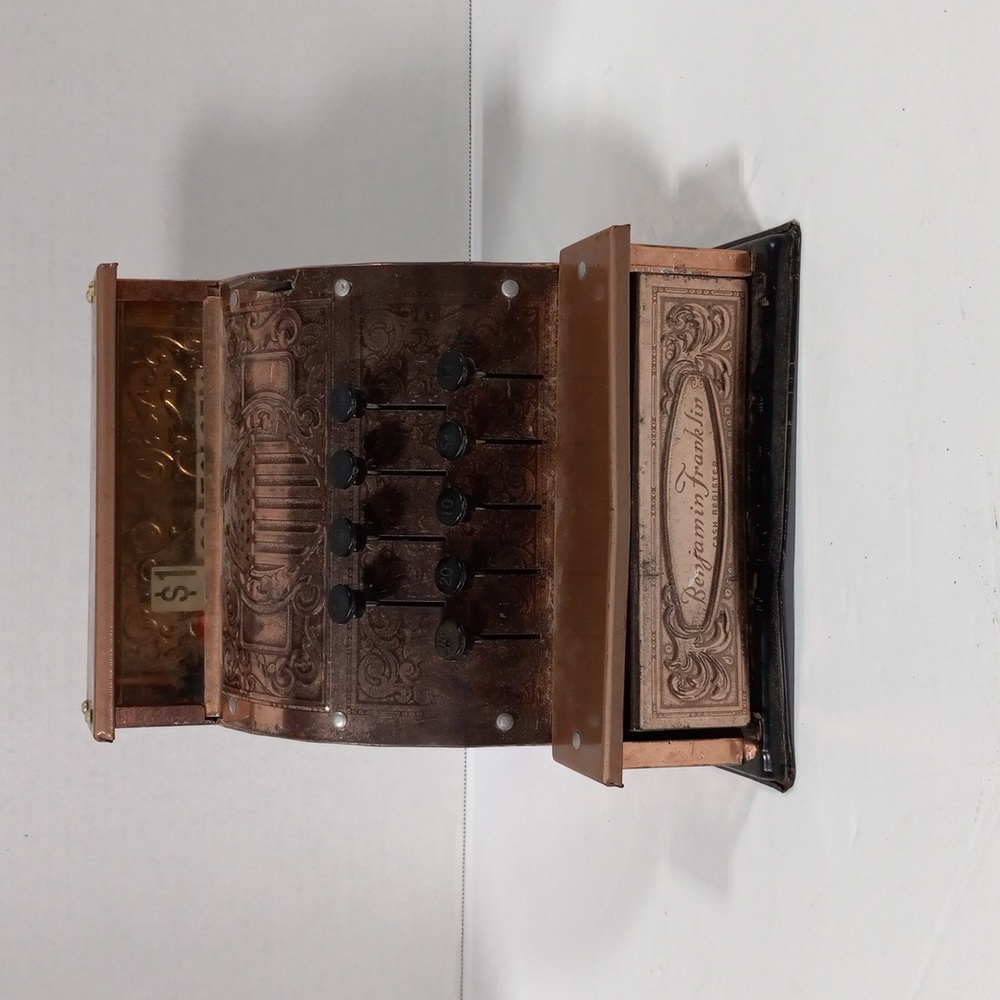 Vintage Benjamin Franklin Cash Register